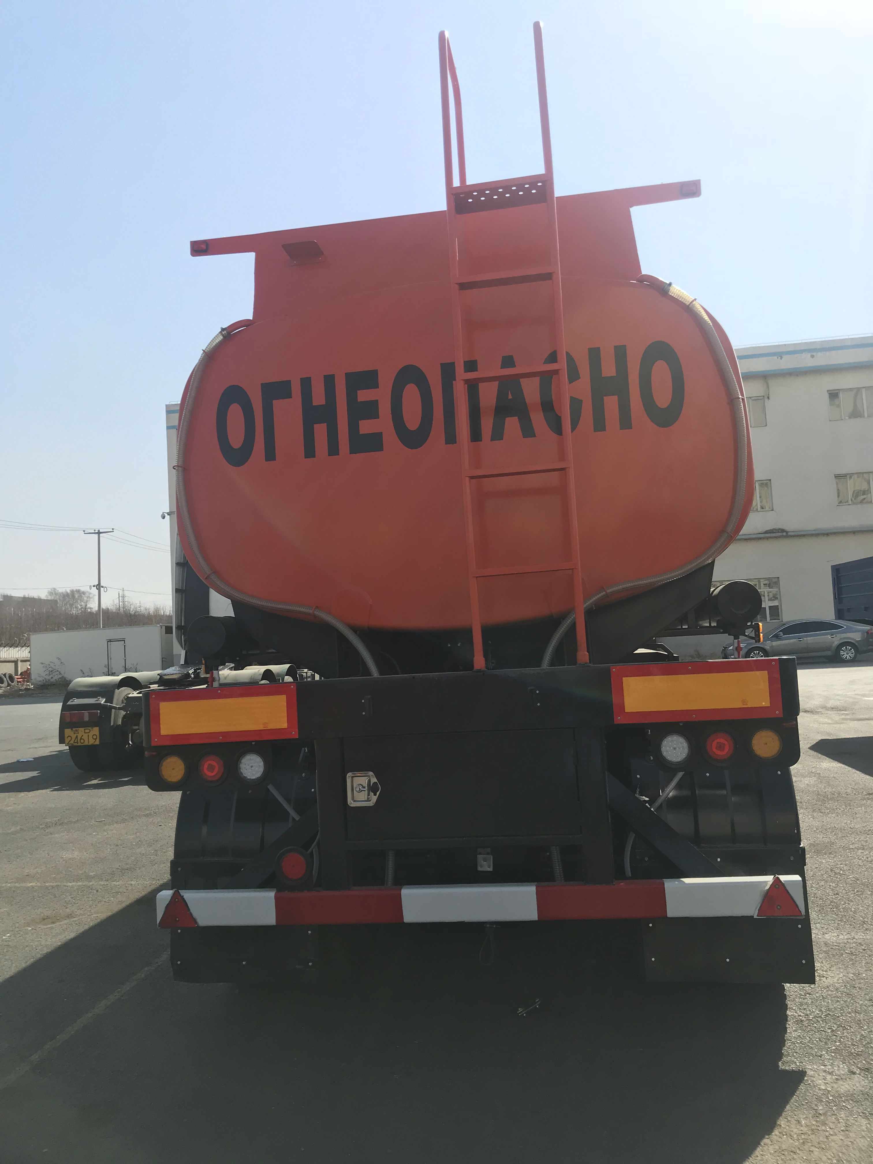 運油半掛車 (1).jpg